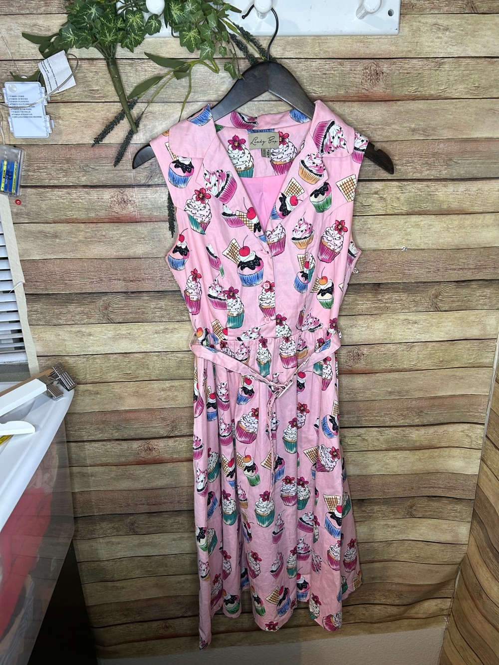 Lindy Bop Pinup Dress Cupcake Print Women’s Size 4